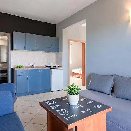 Ampelia Kassandra Aparthotel Hanioti