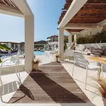 Ampelia Kassandra 3*