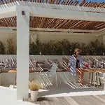 Ampelia Kassandra 3* هانيوتي