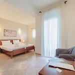 Ampelia Kassandra شقة فندقية 3*