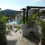 Ampelia Kassandra 3*