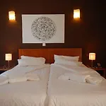 Ampelia Kassandra 3*