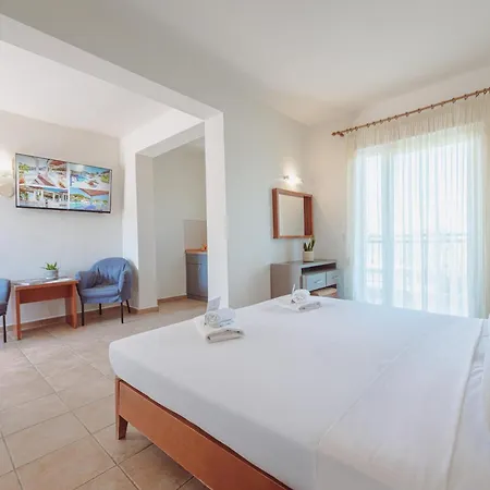 Aparthotel Ampelia Kassandra