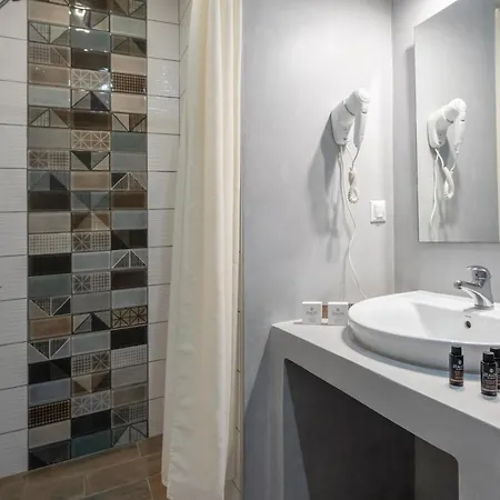 Ampelia Kassandra Hanioti