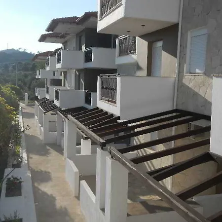 Aparthotel Ampelia Kassandra Hanioti