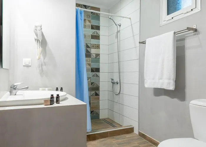 Ampelia Kassandra Aparthotel