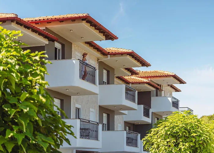 Aparthotel Ampelia Kassandra 3*