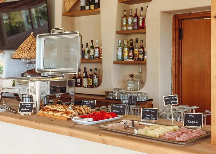 Ampelia Kassandra Aparthotel 3*