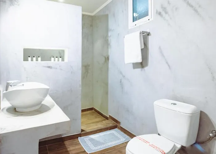 Aparthotel Ampelia Kassandra 3*