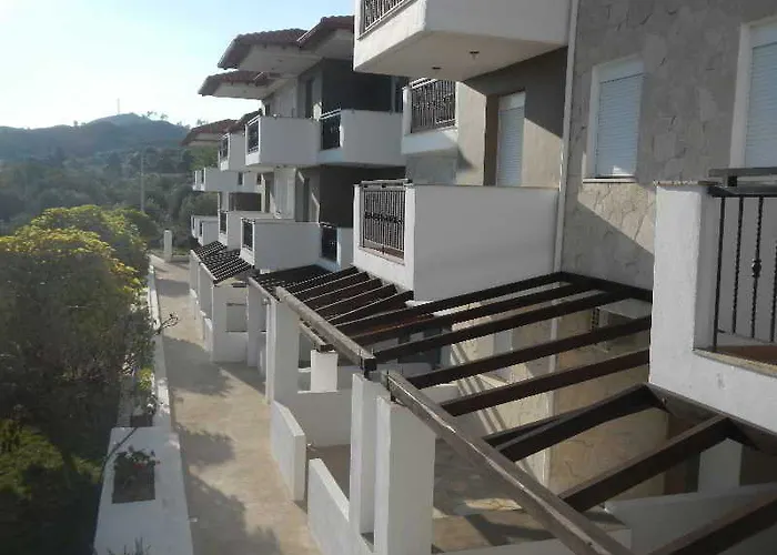 Aparthotel Ampelia Kassandra Hanioti