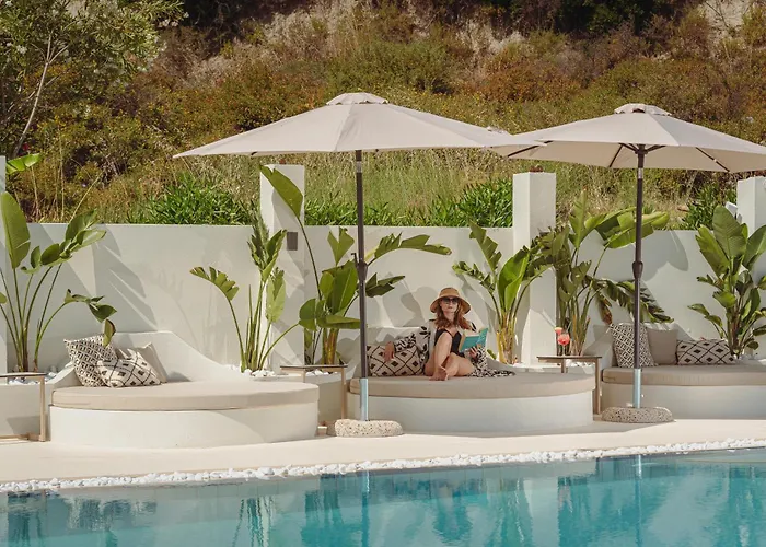 Ampelia Kassandra 3*