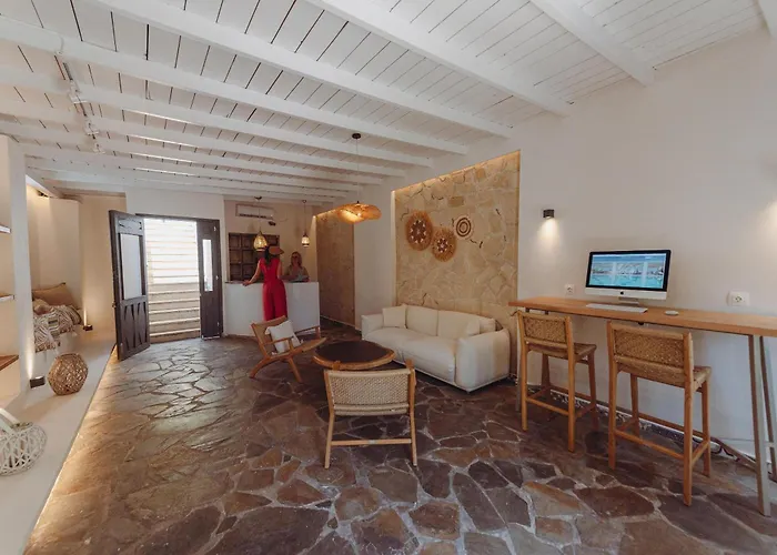 Aparthotel Ampelia Kassandra