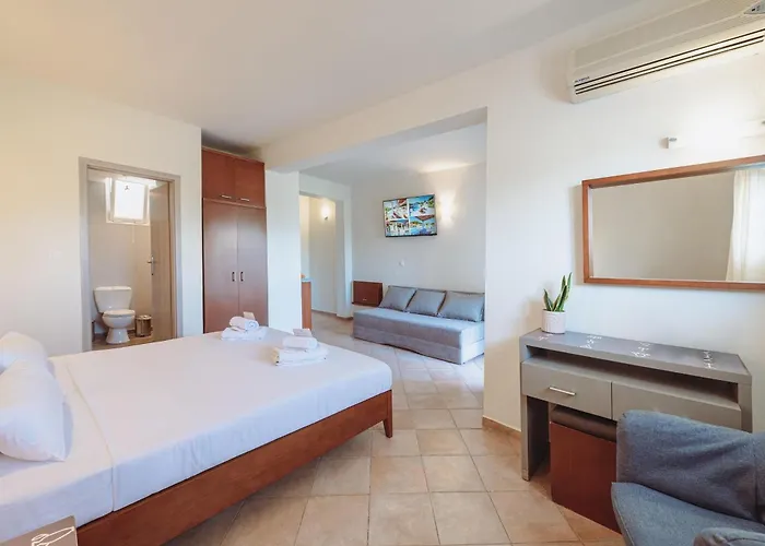 Ampelia Kassandra Aparthotel Hanioti