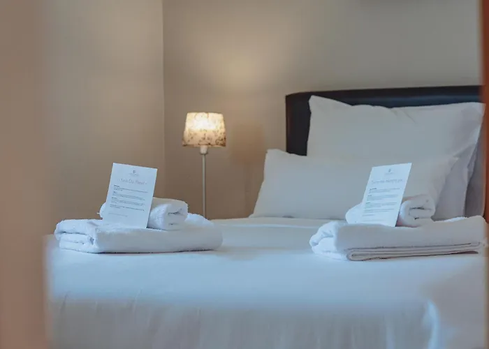 Ampelia Kassandra Aparthotel 3*