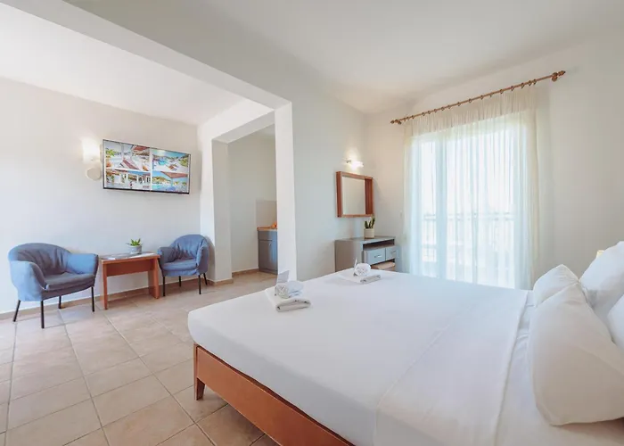 Aparthotel Ampelia Kassandra