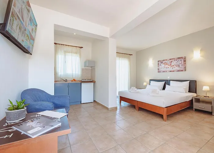 Ampelia Kassandra Aparthotel Hanioti