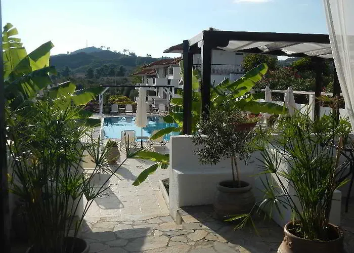 Ampelia Kassandra 3*