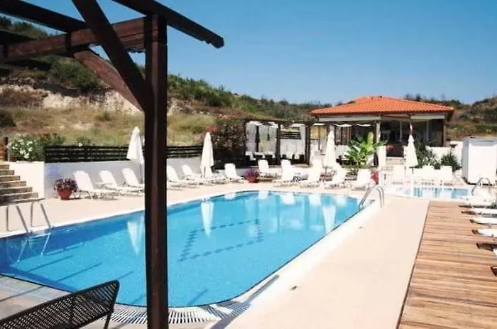 Aparthotel Ampelia Kassandra Hanioti